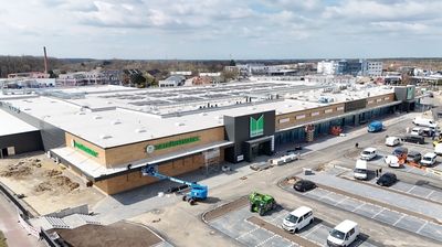 Lausitzpark Cottbus Drohnenaufnahme Marktkauf nah